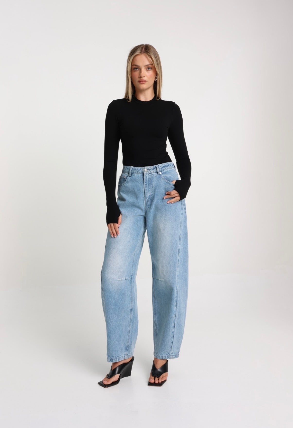 Cora Barrel Jean