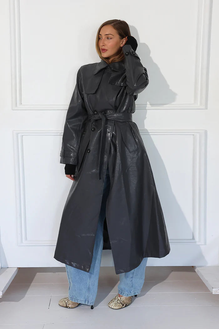 Huston Trench - Charcoal