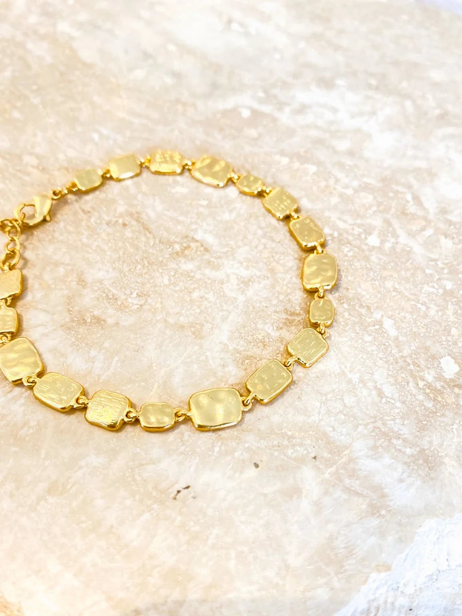 Multiverse Hammered Bracelet 18K Gold